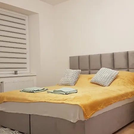 Avalon 1 Apartment *